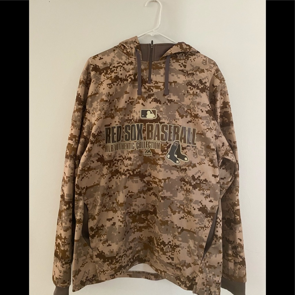 Men’s Camo Boston Red Sox Sweatshirt